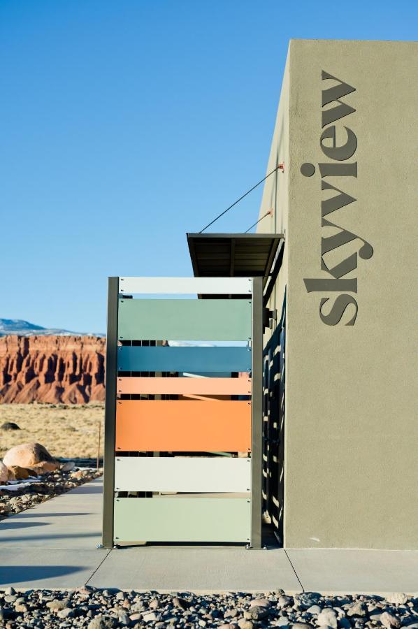 Skyview Hotel Torrey Exteriér fotografie